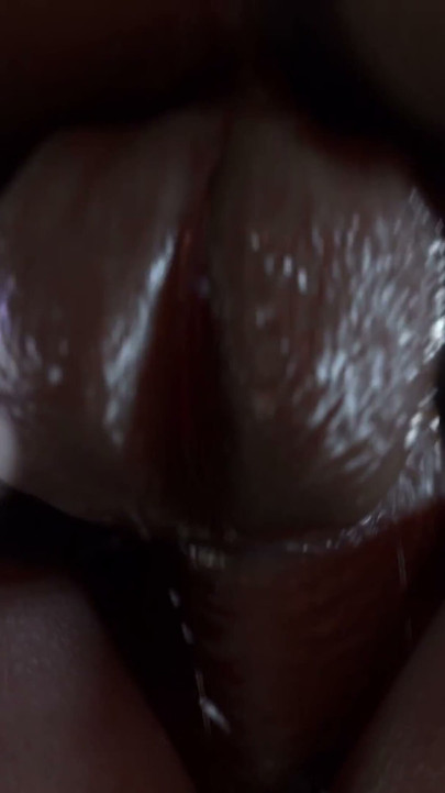 Resident Evil Futanari Ada Wong dominuje Claire Redfield w łóżku - Big Cock Creampie Animacja 3D