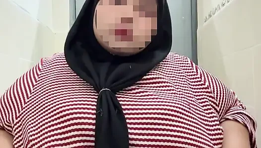 Endonezyalı azgın tesettürlü