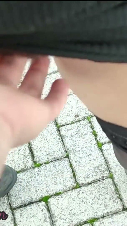 I pull out my cock in front of a young girl in the public park and she squirt - Dick flash P2 - MissCreamy | Clip 1