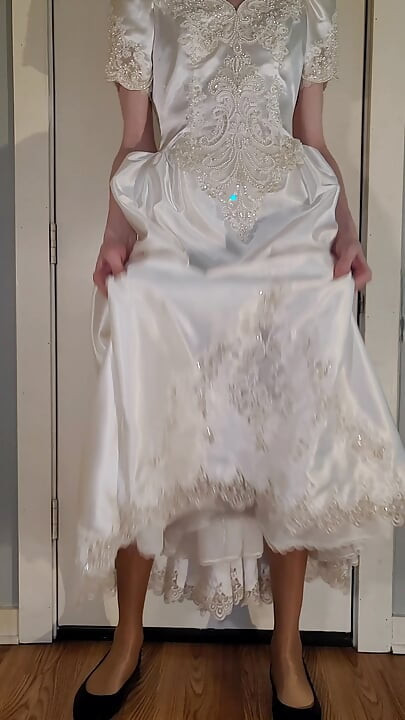 Vintage liquid satin wedding dress