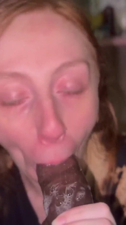 mariecream shreds tight shorts in raw | Clip 2