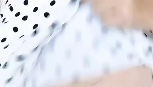 Noktalarda twirling: büyük memeli nine Mariaold'un seksi dans zevki