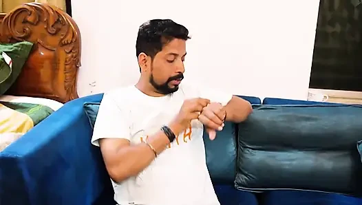 Kakak ipar india dan dua cewek india lagi asik test ride, seks threesome ganas