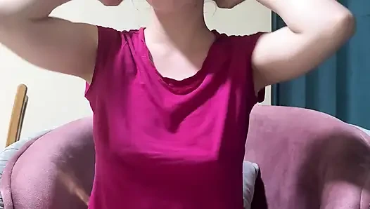 Hot MILF with Dirty Feet and Braces Is Going to Cum