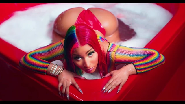 Nicki Minaj Ass