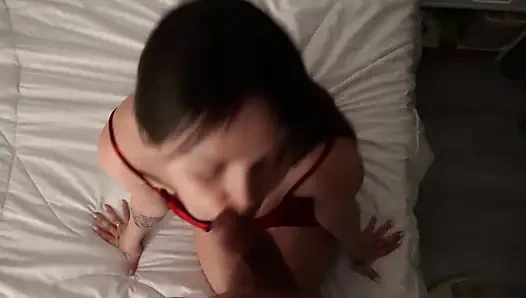 Mengobati ibu tirinya dengan protein.