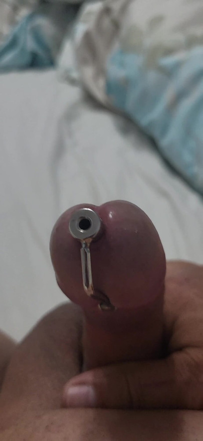 Pee urectra insert