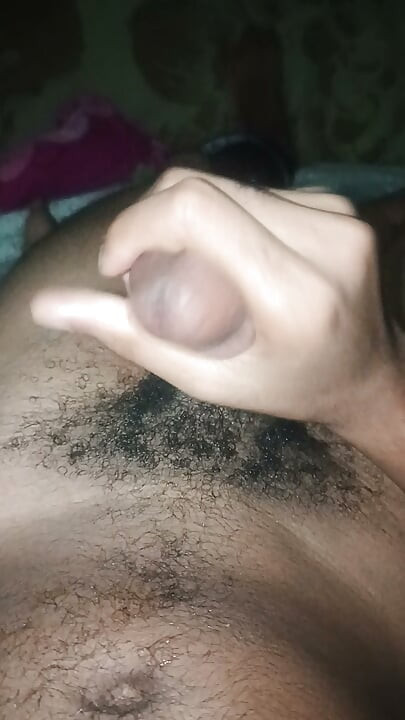 Exclusive 5 Min Solo Male Performance - Full Raw Nude Session