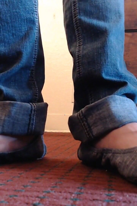 Toe Wiggles Dipping Ballet Flats Dirty