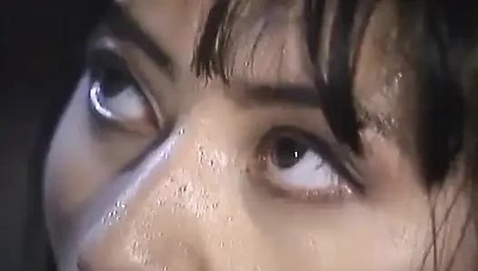 Бурный тройничок с грудастыми брюнетками и Молочной страстью