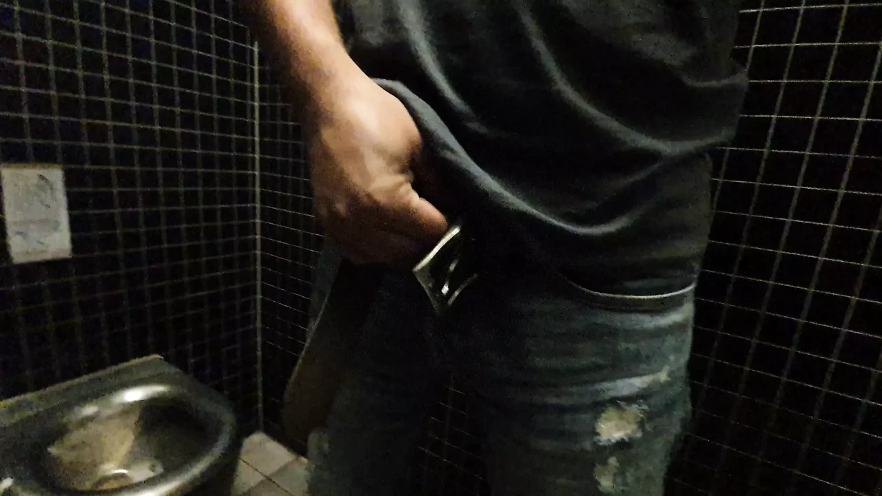 Public toilete in Germany jerkoff with cumshot