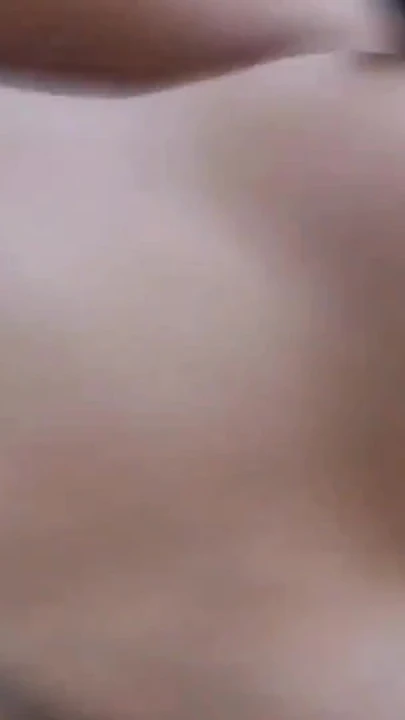 "수업을 건너 뛰자고 제안했고, 18살 대학 동급생과 데이트를 했다"는 잊을 수 없는 순간