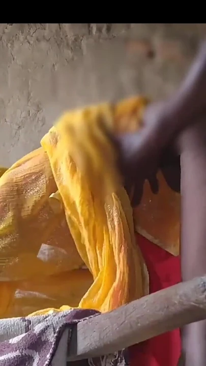 Spännande ögonblick från "Våldsamt knull i gul saree desi indiska senaste sexvideor hindi"