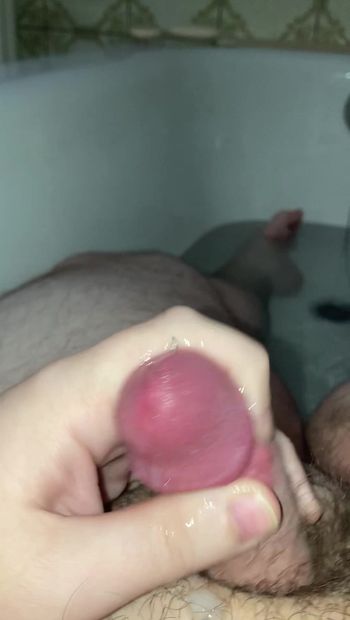Jerking small dirty penis be4 in bathtub