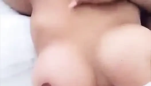 Lela Star'ın büyük götlü twerk ve domaltmalı mastürbasyonu