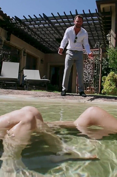 Hoții Debora și River iau și ei penisul