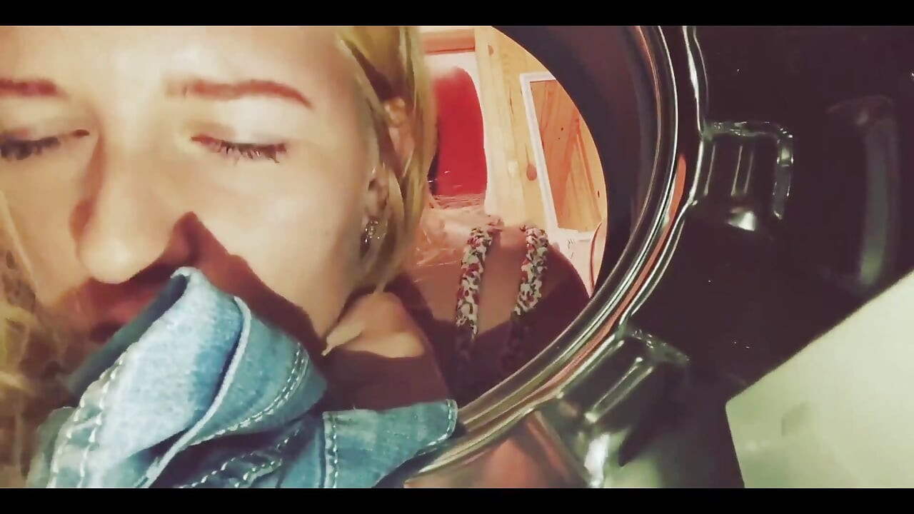 My Stepsister Got Stuck in the Washing Machine and I Decided to Help Her with My Big Dick