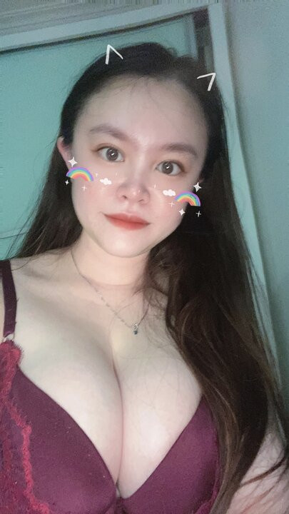 Sexy 36g grote tieten met tieten