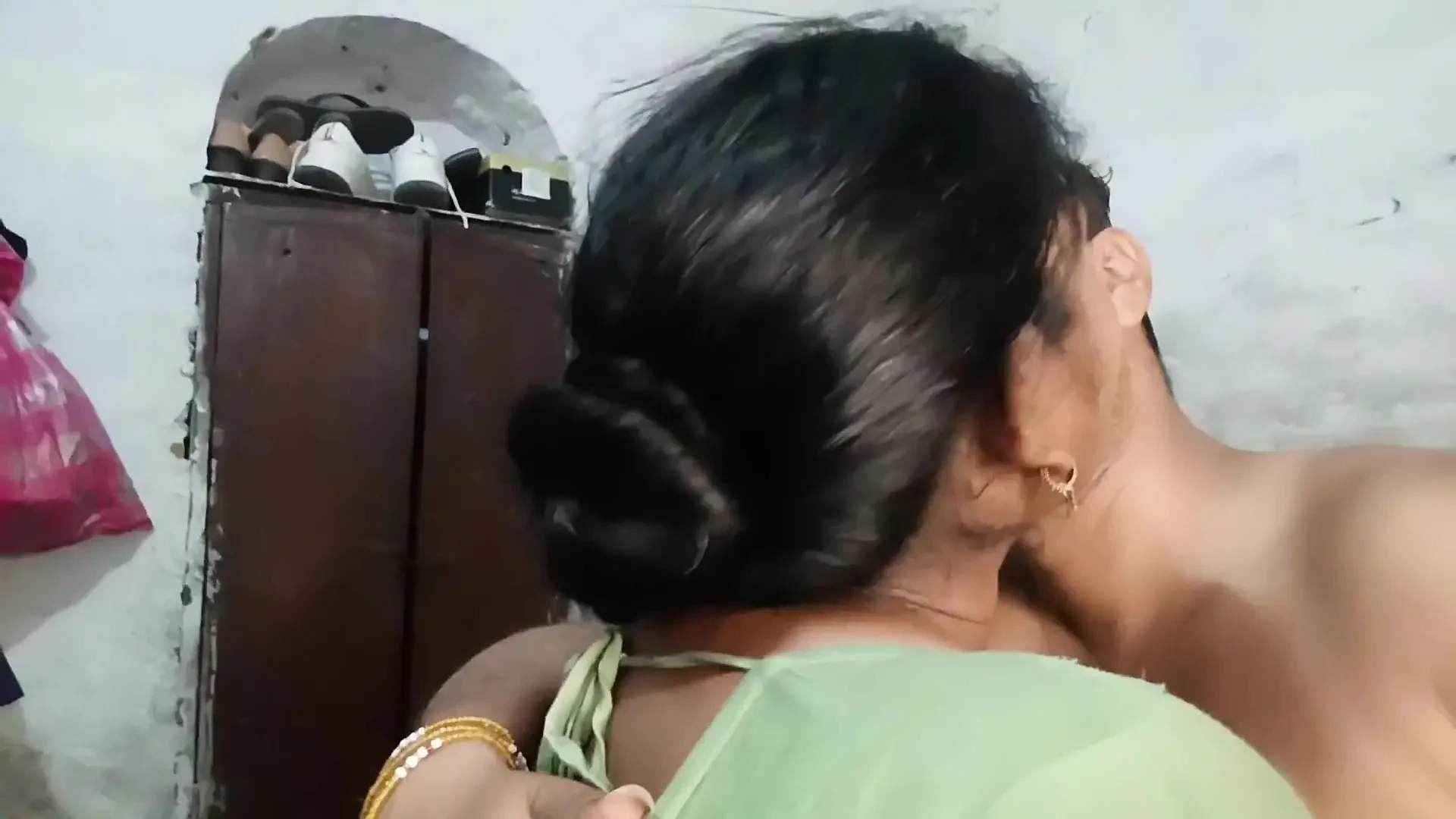 Step Sister Took Advantage of Him Seeing Him Alone and Sucked His Cock and Had Sex with Him