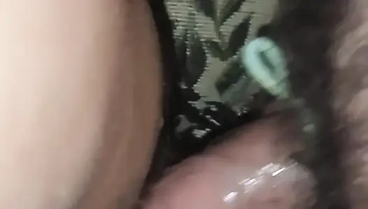 Erangan keras orgasme yang intens