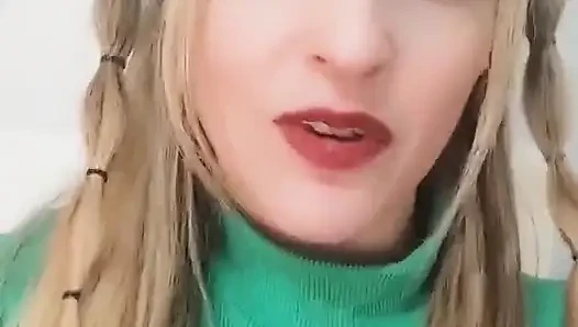 Merhaba bebekler ben kayıp! Klan sorunlarım vardı ve hastaydım ama geri geldim ve kendime dokunmak istiyorum