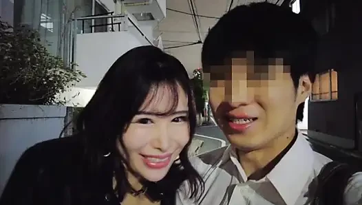 J-cup Tease Queen - bermain meltdown di ranjang
