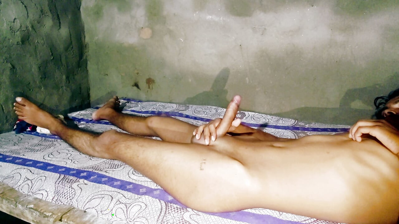 Bada Vishal land ke sath khelte Hue ki gand ki chudai hot tarike se Dost Ne desi /sex gaye  video