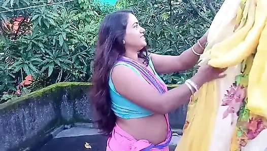 Outdoor bangali stiefschwester bett romanse virales video küssen