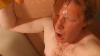 Meatpuppet drinks and showers in piss