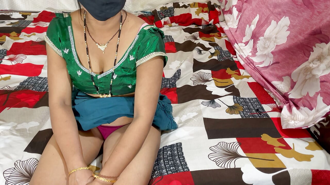 Desi renu ki chudai ki room mai aaj