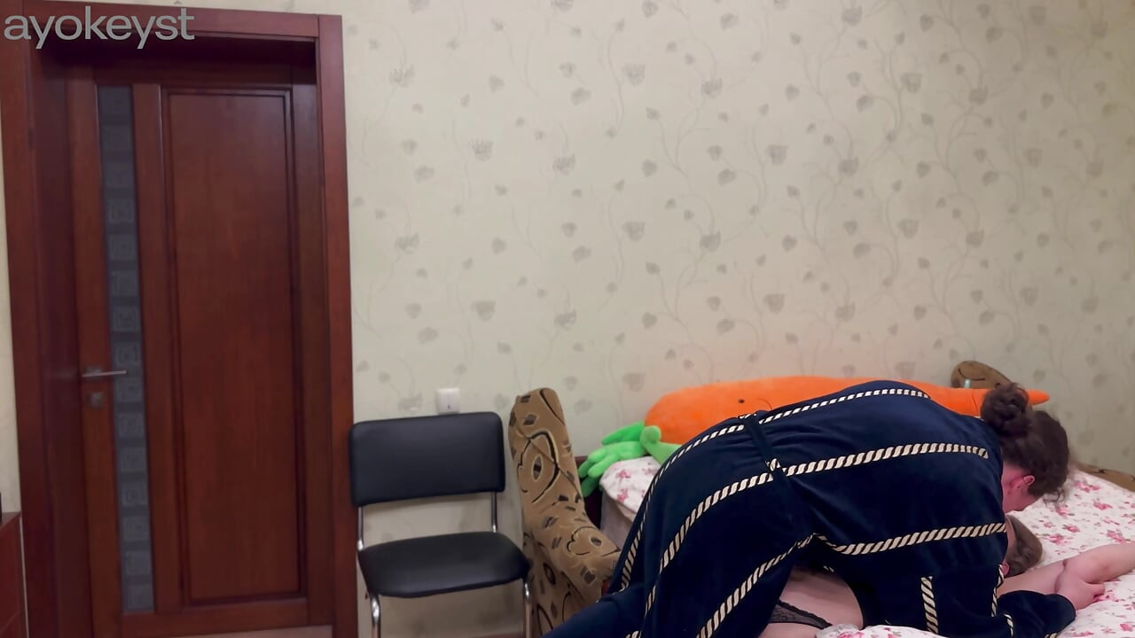 흑인 끈으로 따먹히는 섹시녀 깊은 목구멍과 입에 정자