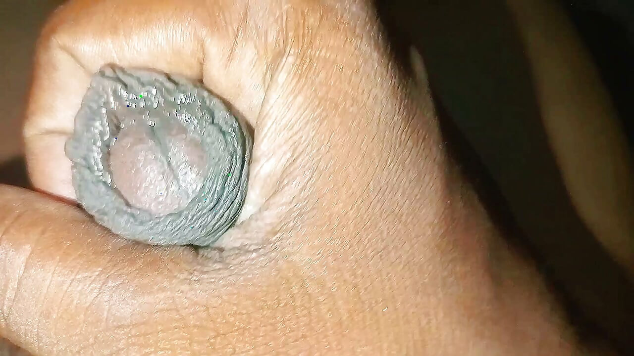 girlfriend masturbated me and made me ejaculate.