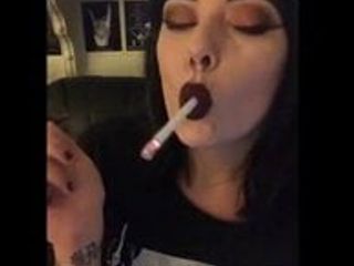 Lipstick merokok