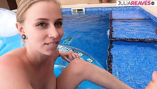 er hat uns am pool mitgenommen