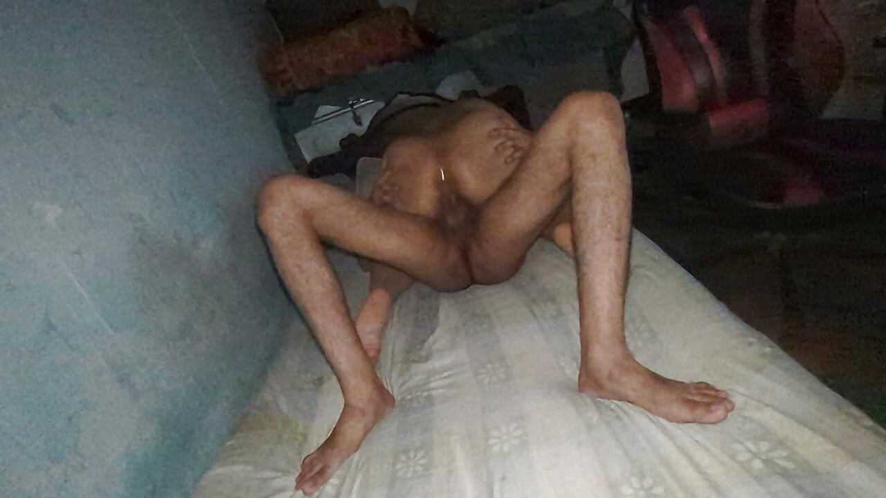 Caliente india follada duro - hermano no está en casa