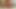Seksi Asyalı yatak odasında soyunuyor ve oynuyor