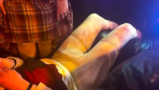 ICH HABE IHM EINE CREAMPIE-GESCHICHTE ERZÄHLT UND AUF IHN SQUIRTET