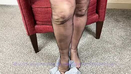Vgq15 Tante Sadra Mit Hüftgürtel &bodystocking