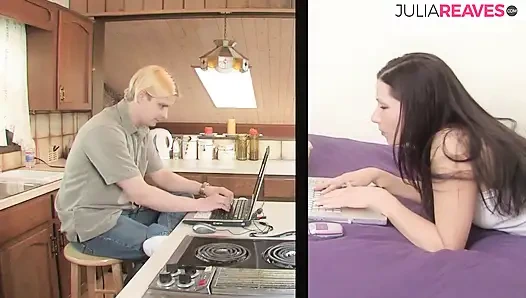 Девушка-блондинка скачет на огромном члене как звезда после того, как ей вылизали киску