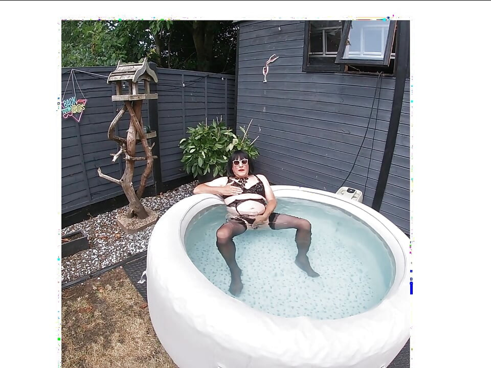 Flashing and splashing around town and in the tub