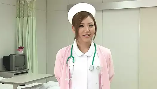 仕事のない日本の病院の看護師