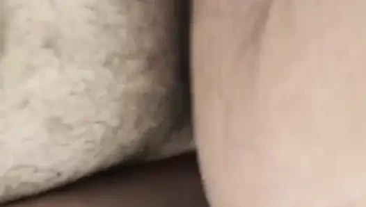 Üvey annemin şişman amını bacakları açık sikiyorum