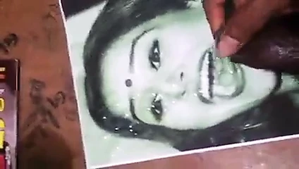Moaning cum tribute to open mouth vidya balan