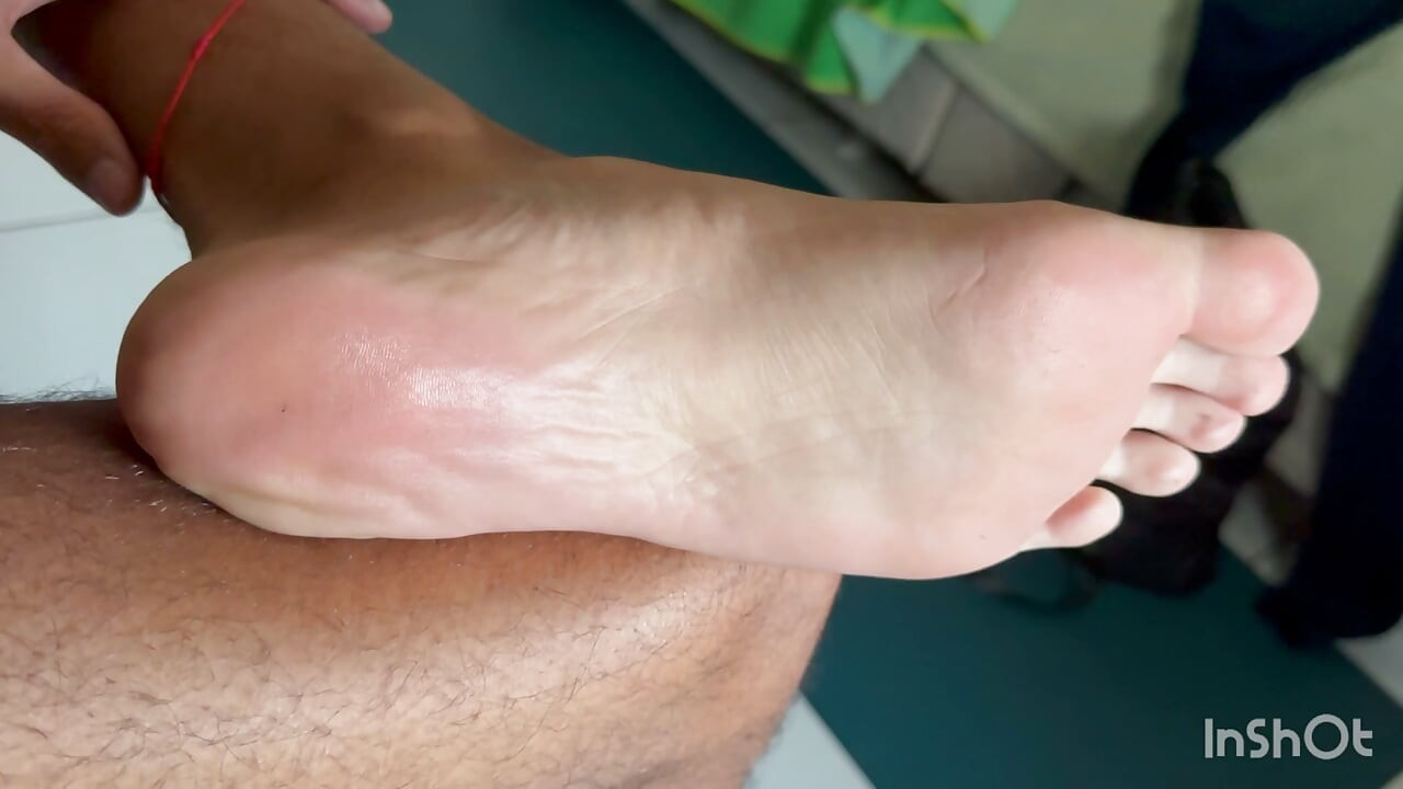你今天能看到的最棒的脚部视频