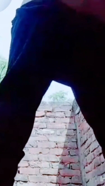 A very beautiful girl was taking bath in her courtyard | Clip 2