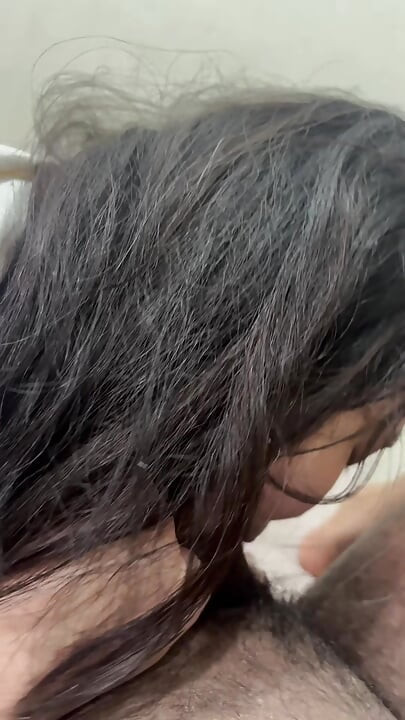 Nečija verenica voli da puši kurac