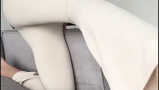 Mükemmel ev yogası - dar taytlı göt - seksi tanrıça