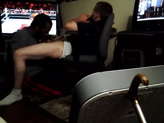 Black Bitch Swallows Str8 White Thug Cum
