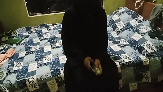 Burqa Müslüman kız arkadaşım o kadar ateşli ki suyunuzu gördüğünüzde yıkayacaksınız! Şimdiye kadarki en güçlü video