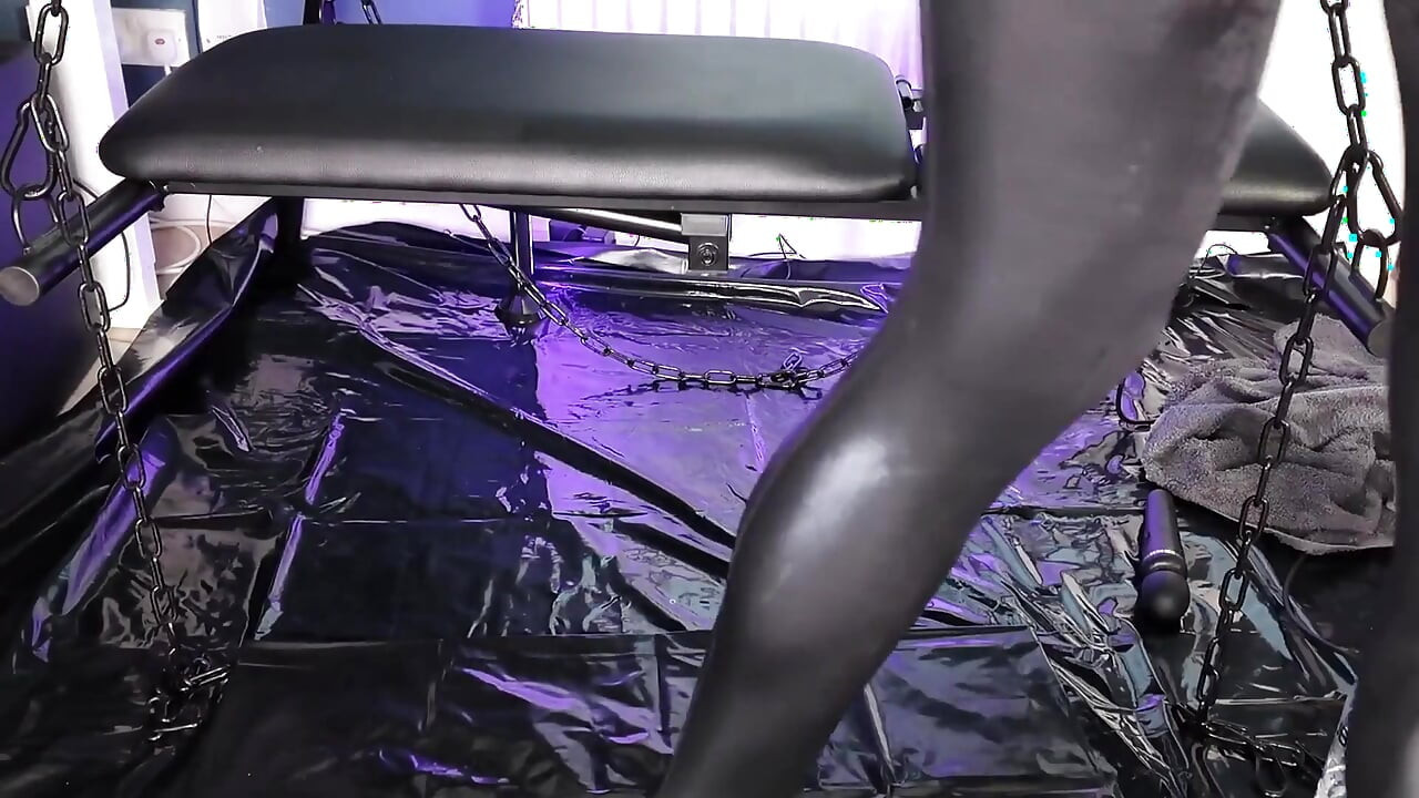 Jessica의 애널 트레이닝 시리즈 에피소드 2